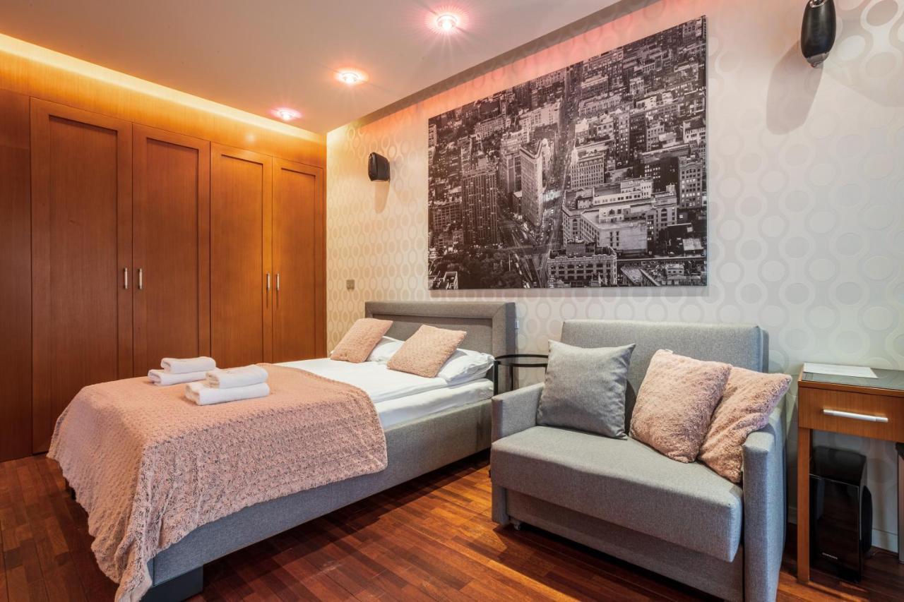 Broadway - Neptun Park By Oneapartments Danzig Exterior foto